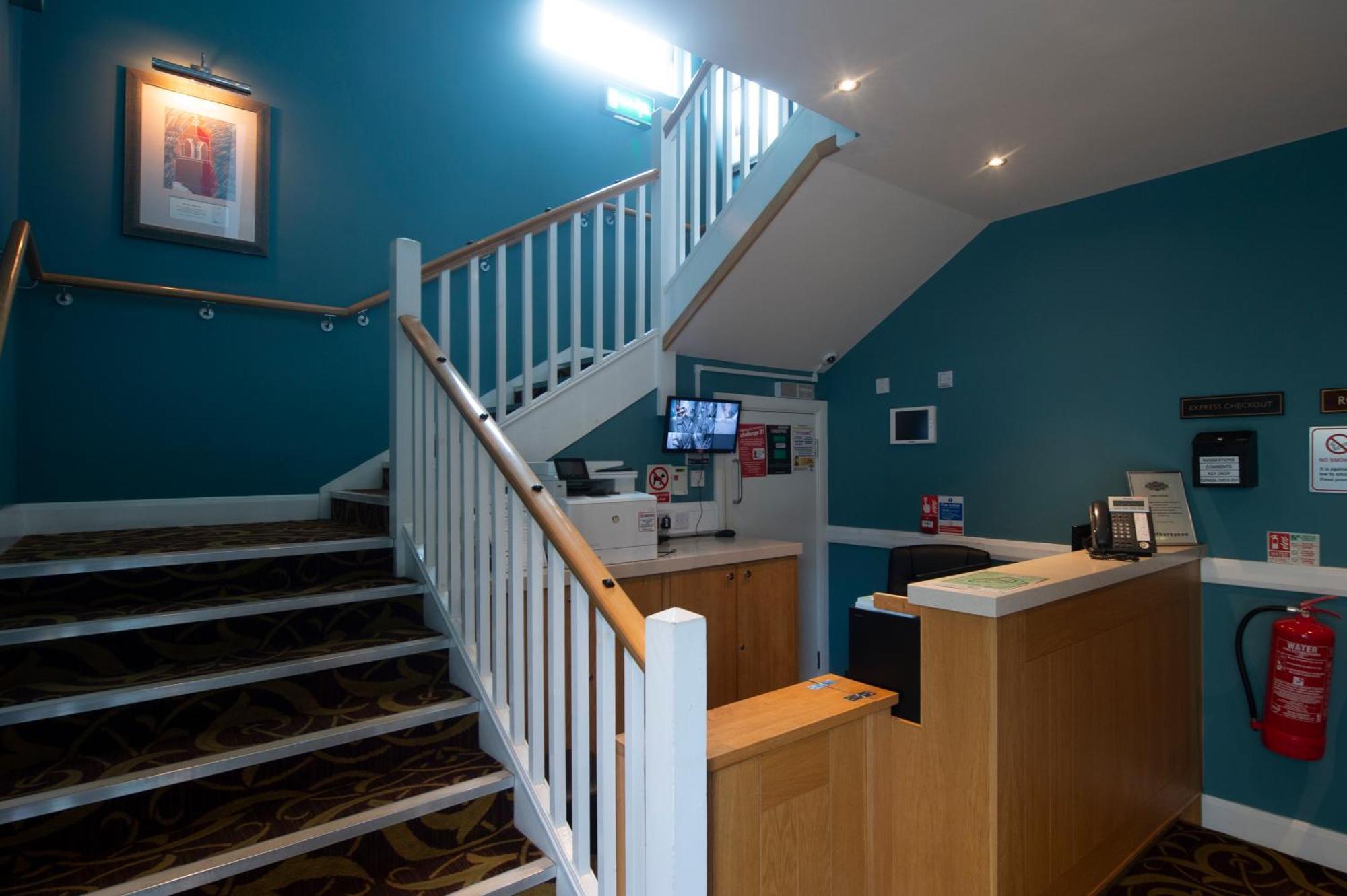 Sandford House Hotel Wetherspoon Huntingdon Eksteriør billede