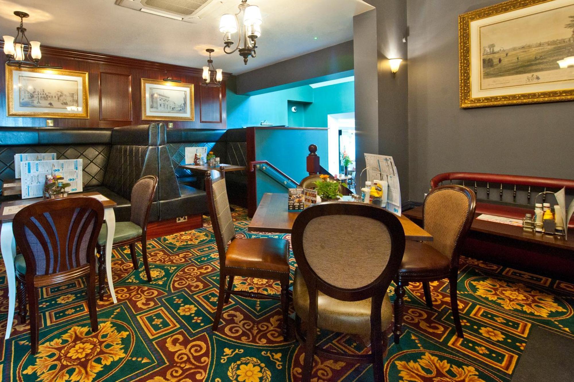 Sandford House Hotel Wetherspoon Huntingdon Eksteriør billede