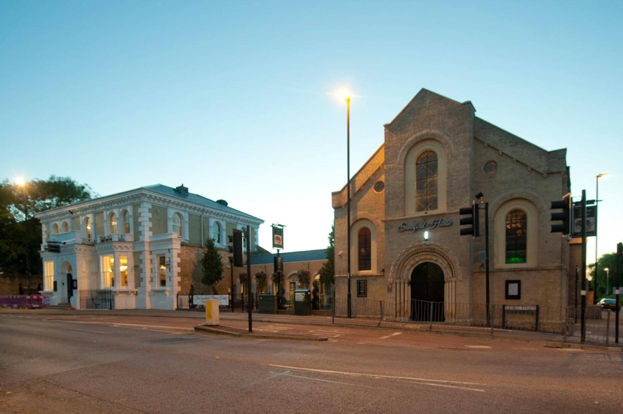 Sandford House Hotel Wetherspoon Huntingdon Eksteriør billede