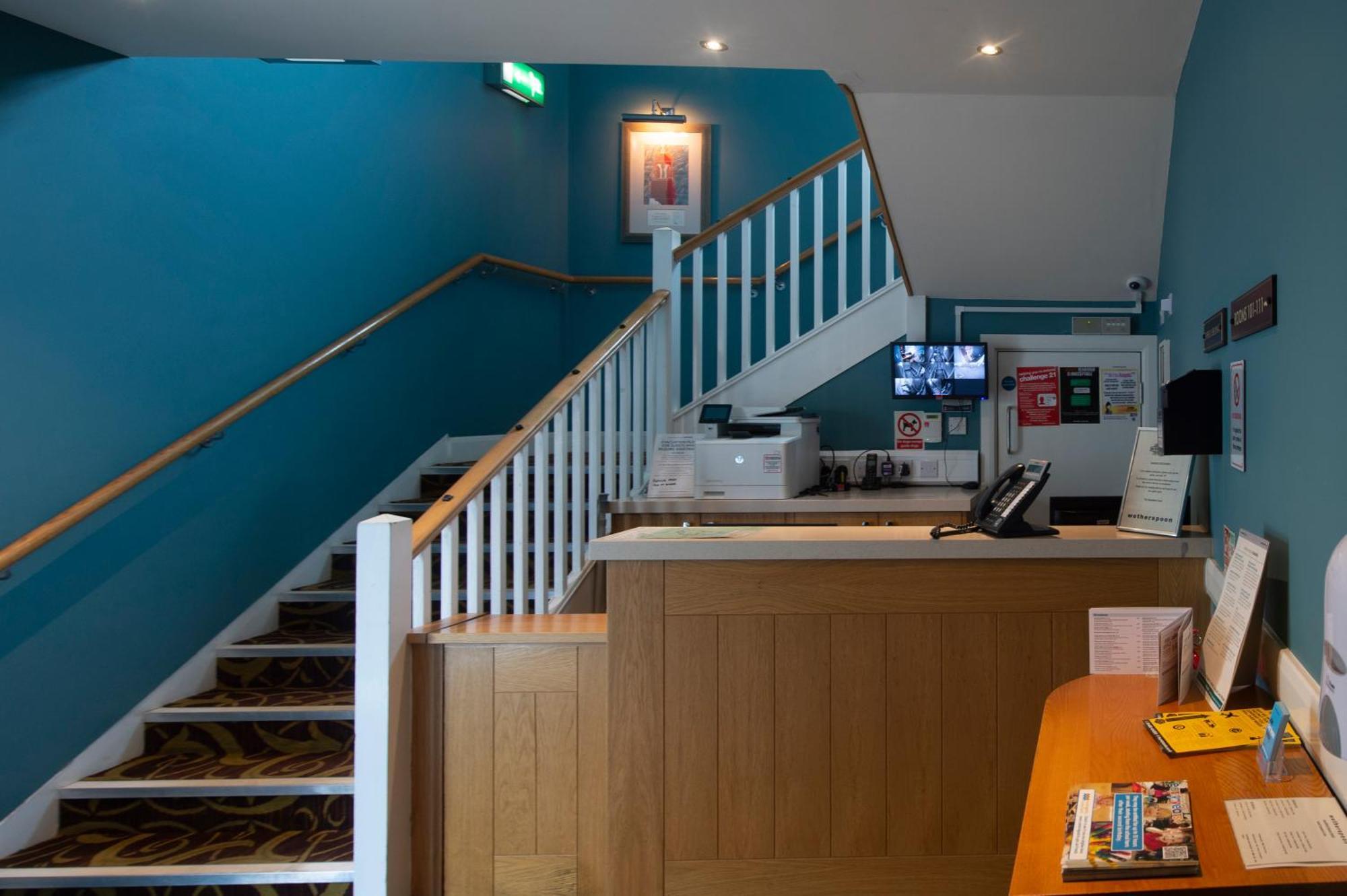 Sandford House Hotel Wetherspoon Huntingdon Eksteriør billede