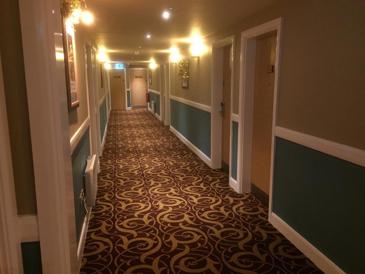 Sandford House Hotel Wetherspoon Huntingdon Eksteriør billede